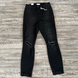 GOOD AMERICAN GOOD LEGS CROP IN BLACK171